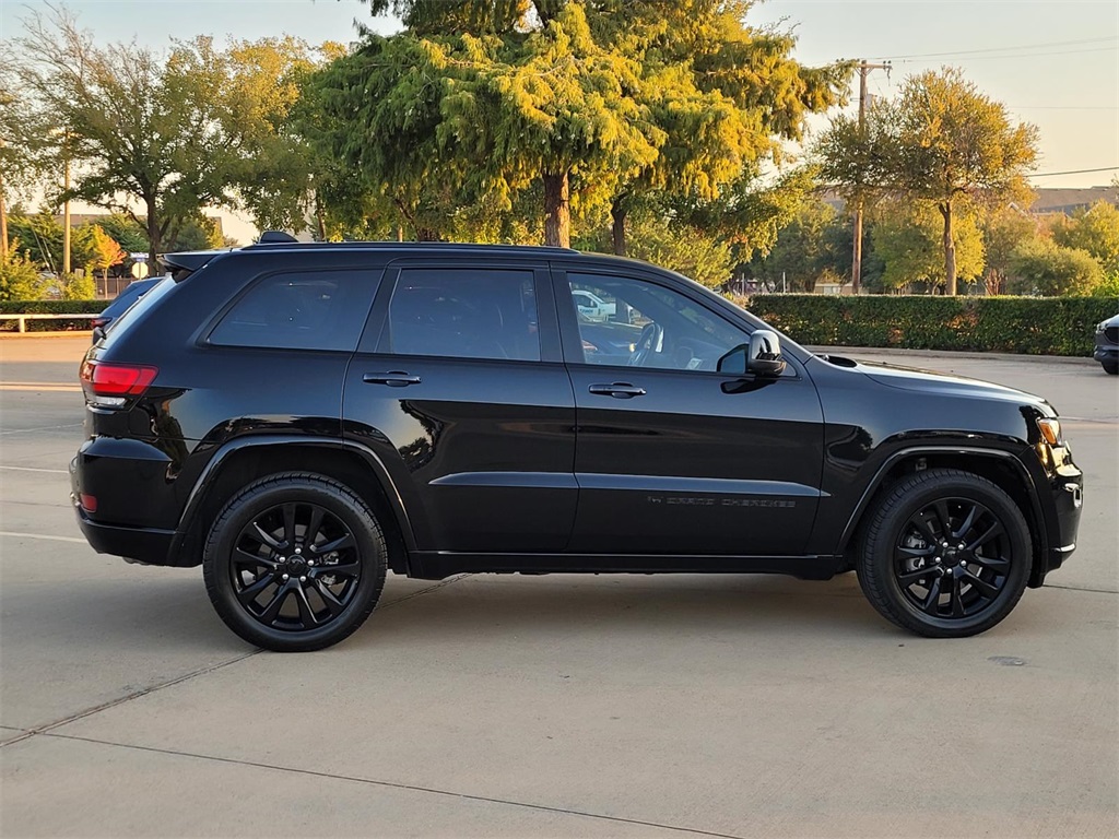 used 2022 Jeep Grand Cherokee WK car, priced at $22,083