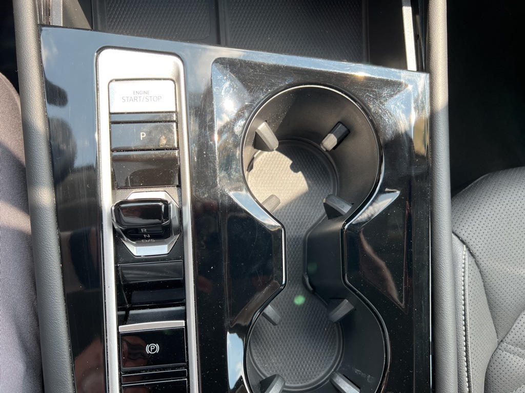 used 2024 Volkswagen Atlas car, priced at $32,900