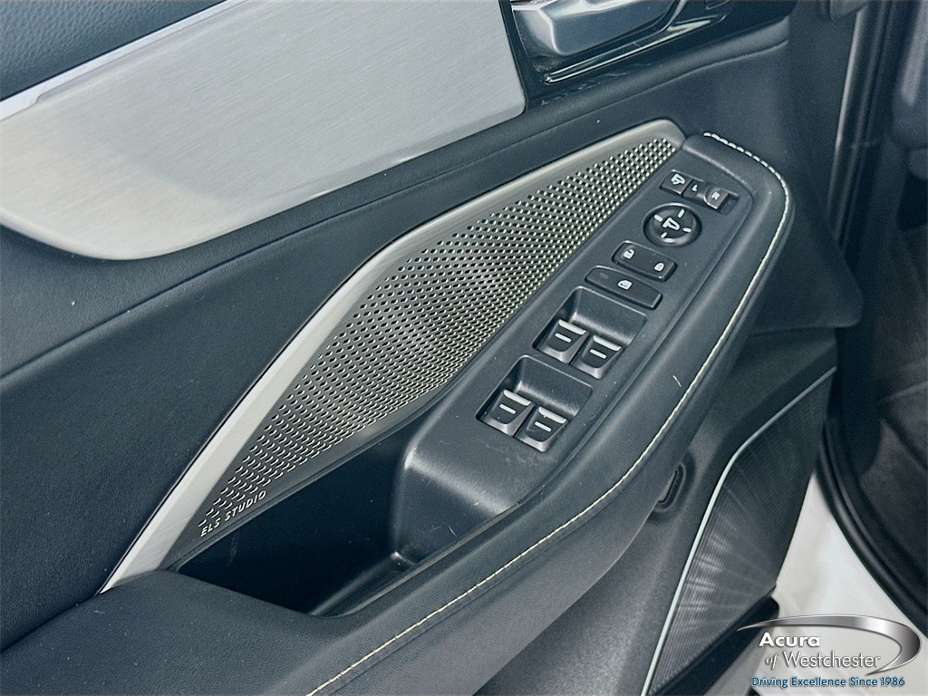 used 2023 Acura MDX car, priced at $42,299