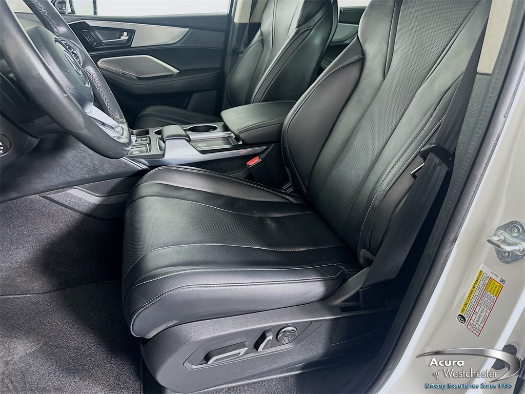 used 2023 Acura MDX car, priced at $42,299