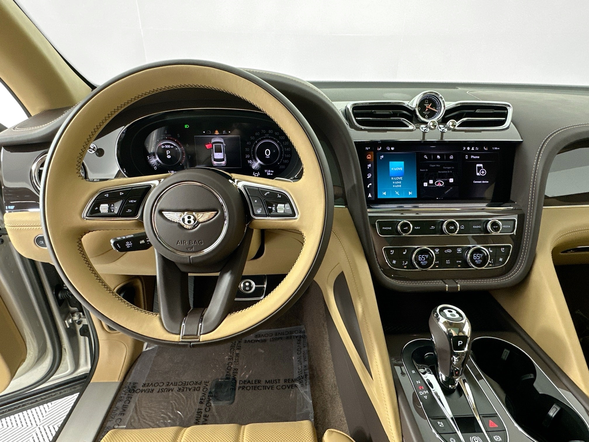 new 2025 Bentley Bentayga EWB car