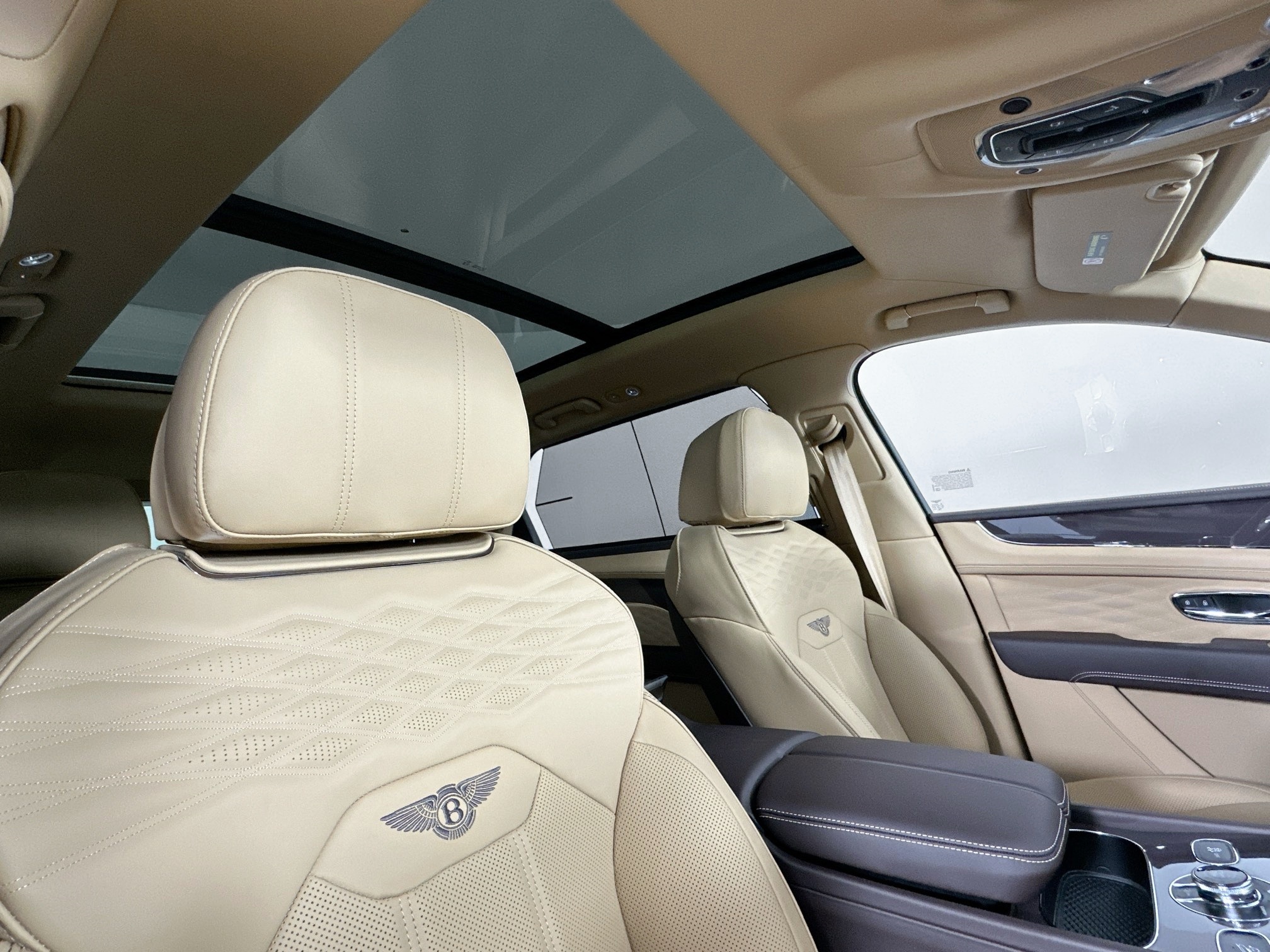 new 2025 Bentley Bentayga EWB car