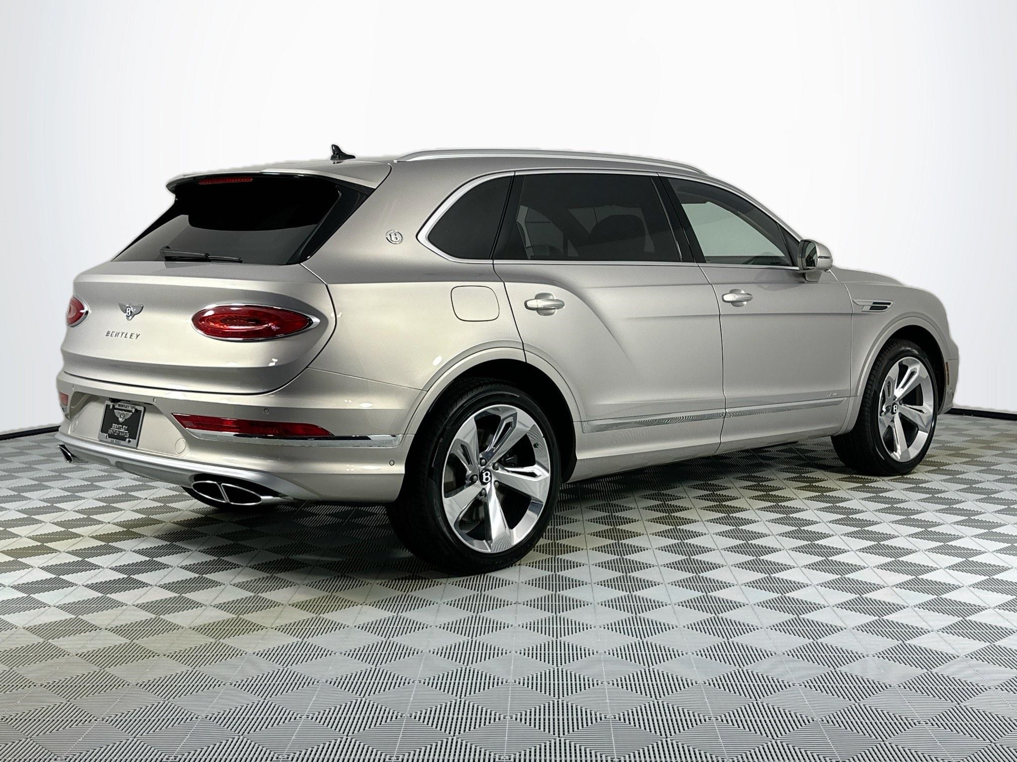 new 2025 Bentley Bentayga EWB car