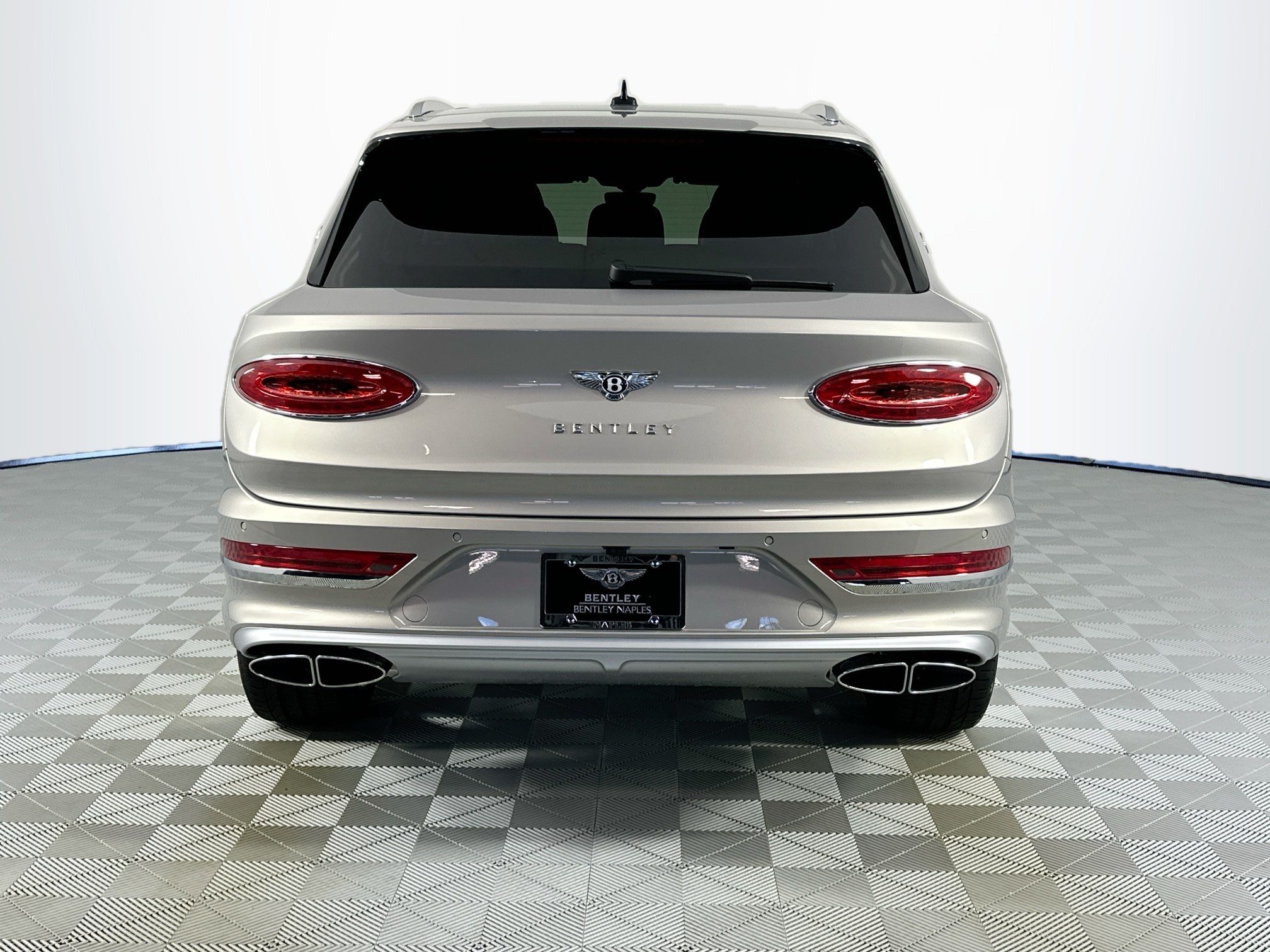 new 2025 Bentley Bentayga EWB car