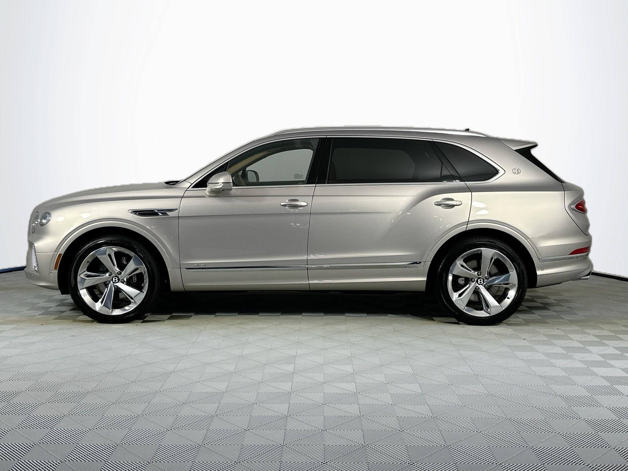 new 2025 Bentley Bentayga EWB car