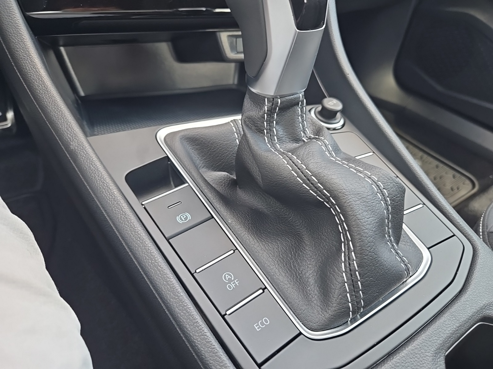 new 2025 Volkswagen Jetta car, priced at $24,608