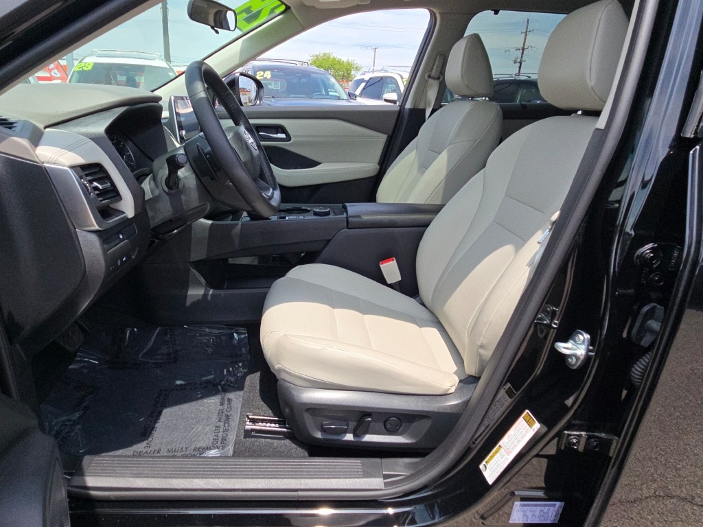 used 2025 Nissan Rogue car, priced at $34,000