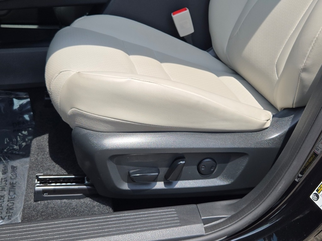 used 2025 Nissan Rogue car, priced at $34,000