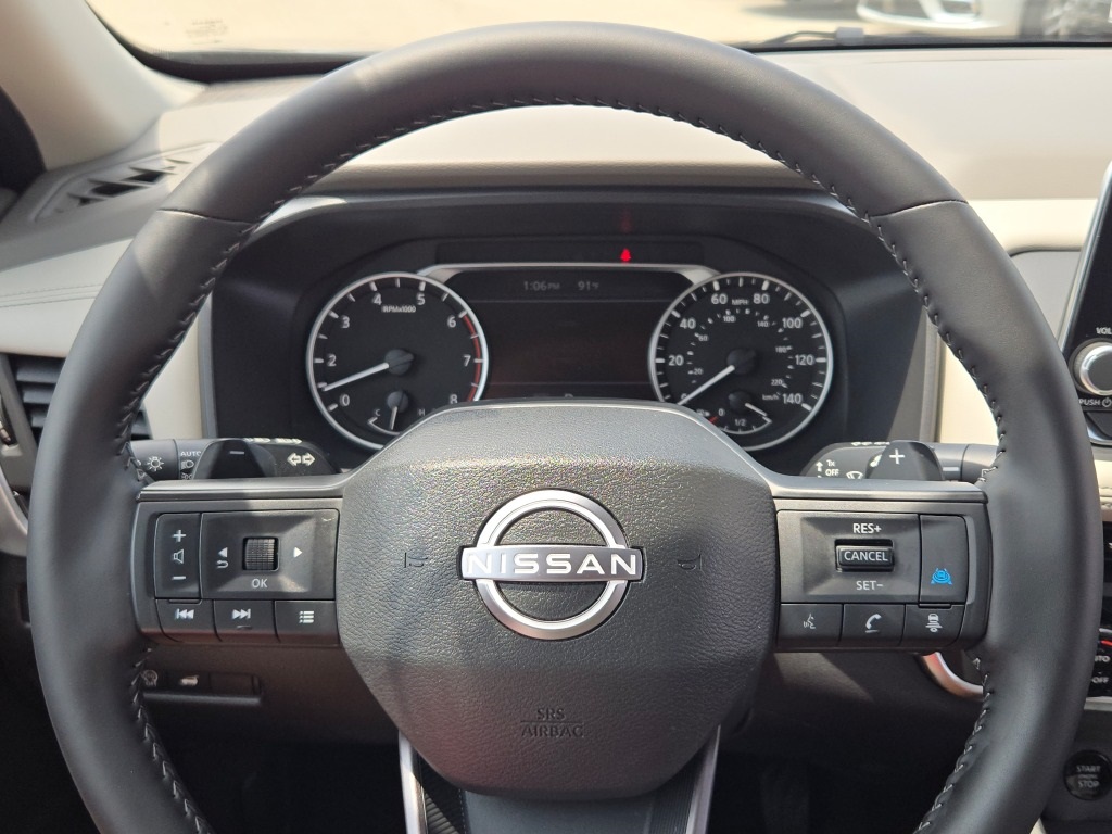 used 2025 Nissan Rogue car, priced at $34,000