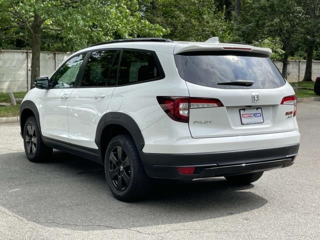 used 2022 Honda Pilot car, priced at $32,631