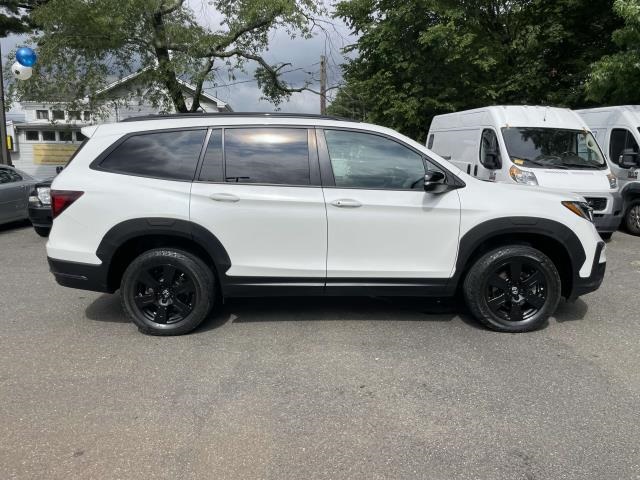 used 2022 Honda Pilot car, priced at $32,631