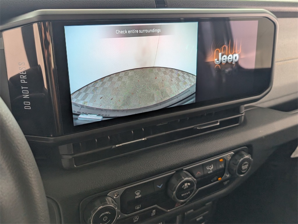 new 2025 Jeep Wrangler car, priced at $38,319