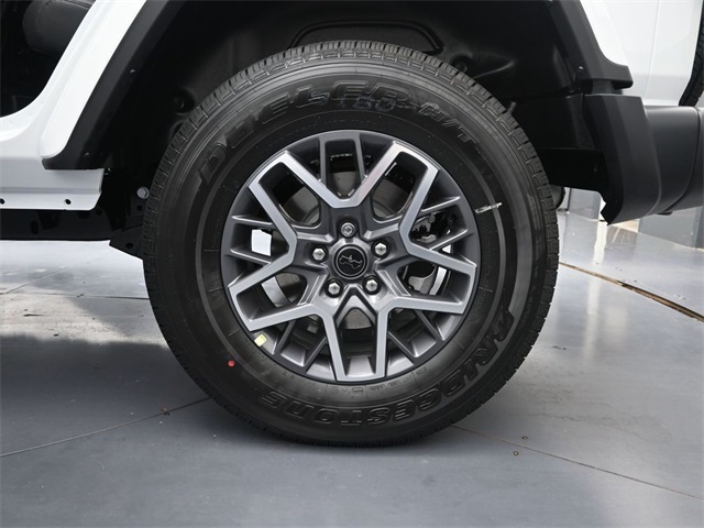 new 2025 Jeep Wrangler car, priced at $47,500