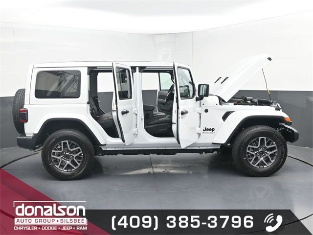 new 2025 Jeep Wrangler car, priced at $47,500