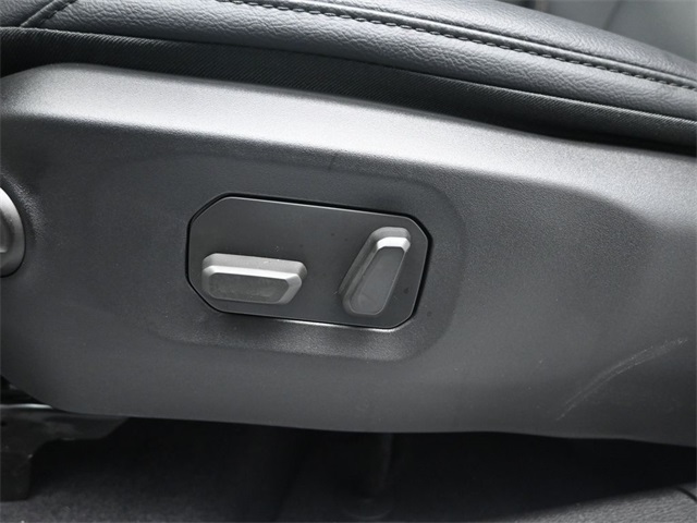 new 2025 Jeep Wrangler car, priced at $47,500