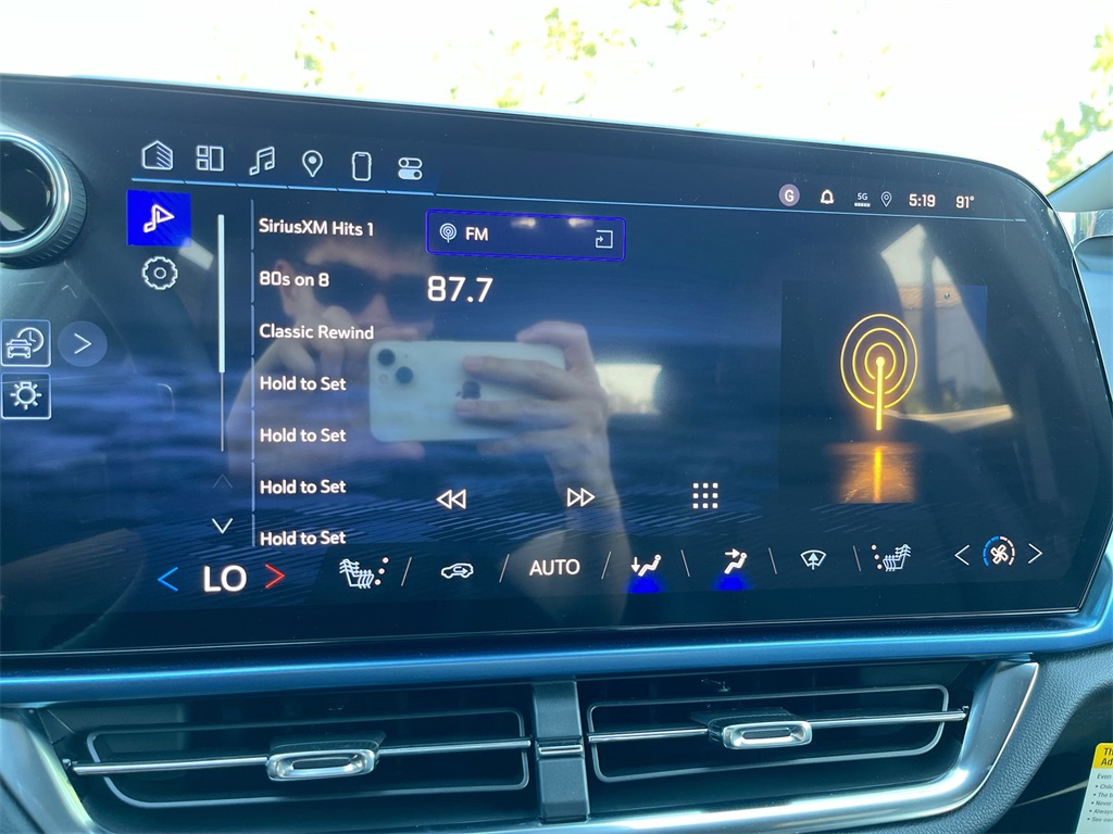 new 2025 Chevrolet Equinox EV car, priced at $38,026