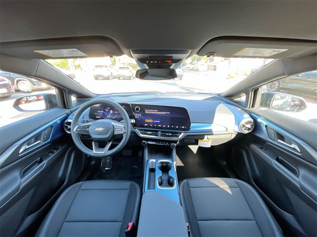 new 2025 Chevrolet Equinox EV car, priced at $38,026