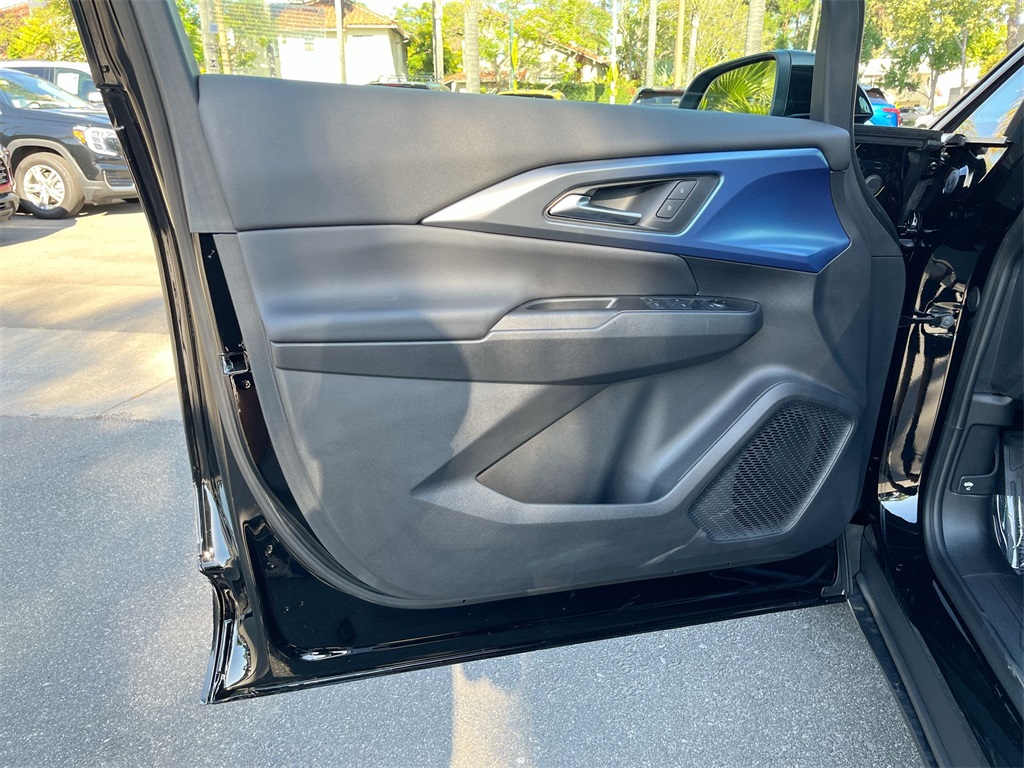 new 2025 Chevrolet Equinox EV car, priced at $38,026