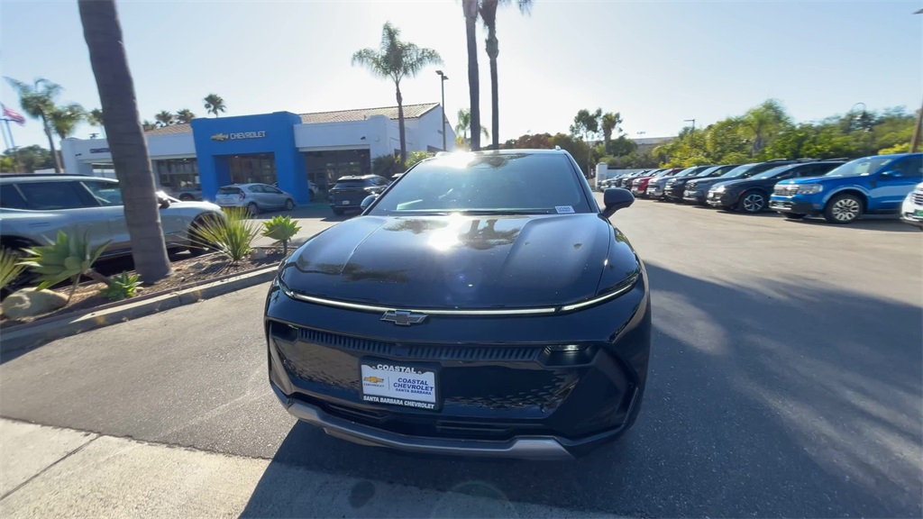 new 2025 Chevrolet Equinox EV car, priced at $38,026