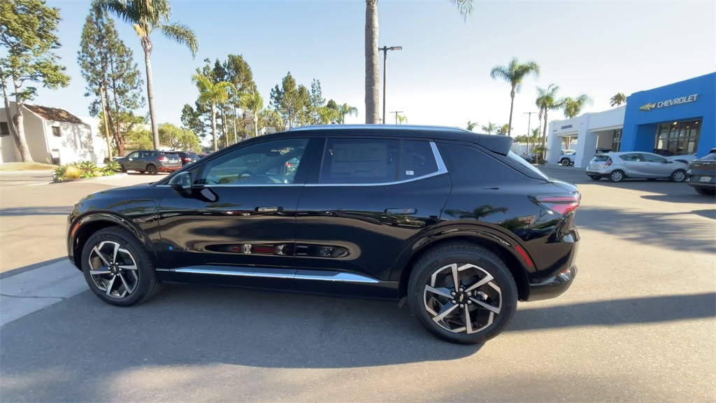 new 2025 Chevrolet Equinox EV car, priced at $38,026