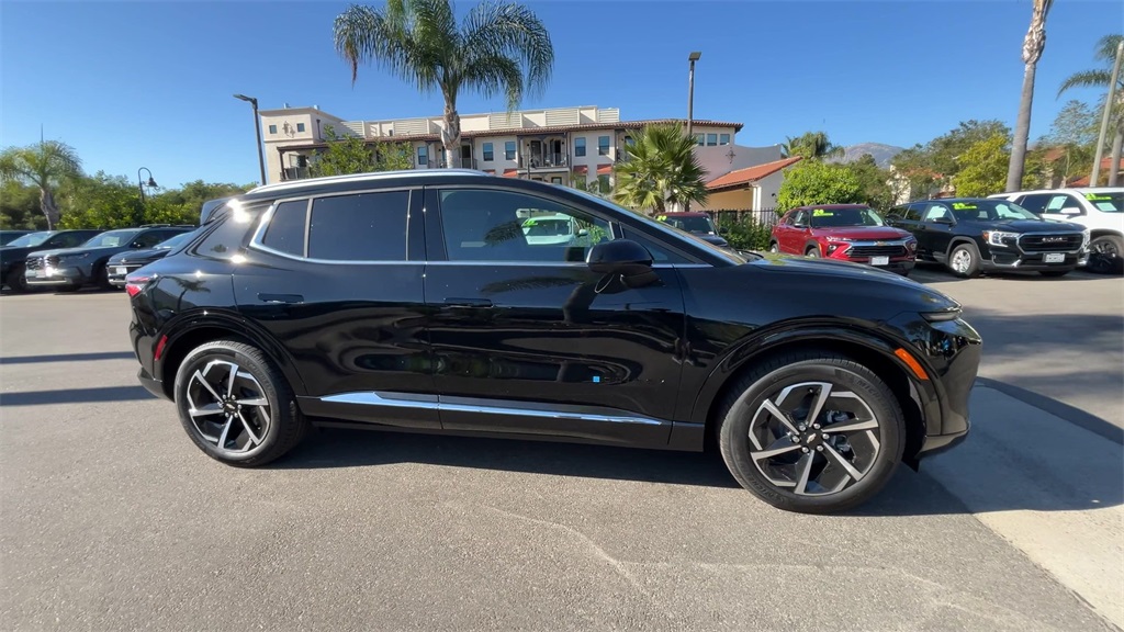 new 2025 Chevrolet Equinox EV car, priced at $38,026