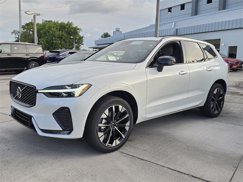 new 2026 Volvo XC60 car, priced at $54,985