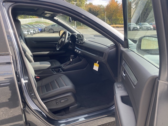 new 2026 Honda CR-V Hybrid car, priced at $39,591