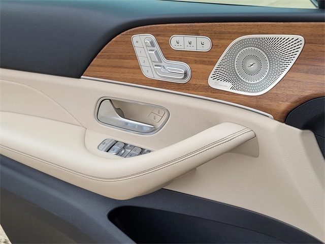 used 2023 Mercedes-Benz GLE car, priced at $39,924