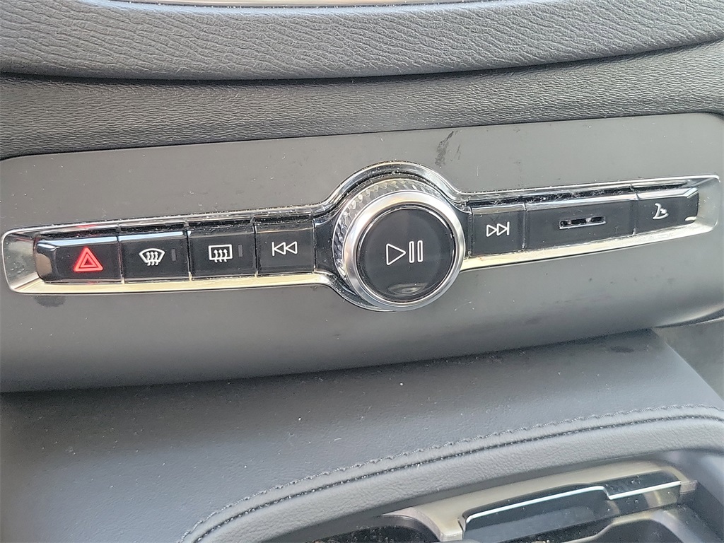 used 2025 Volvo XC90 car, priced at $45,995