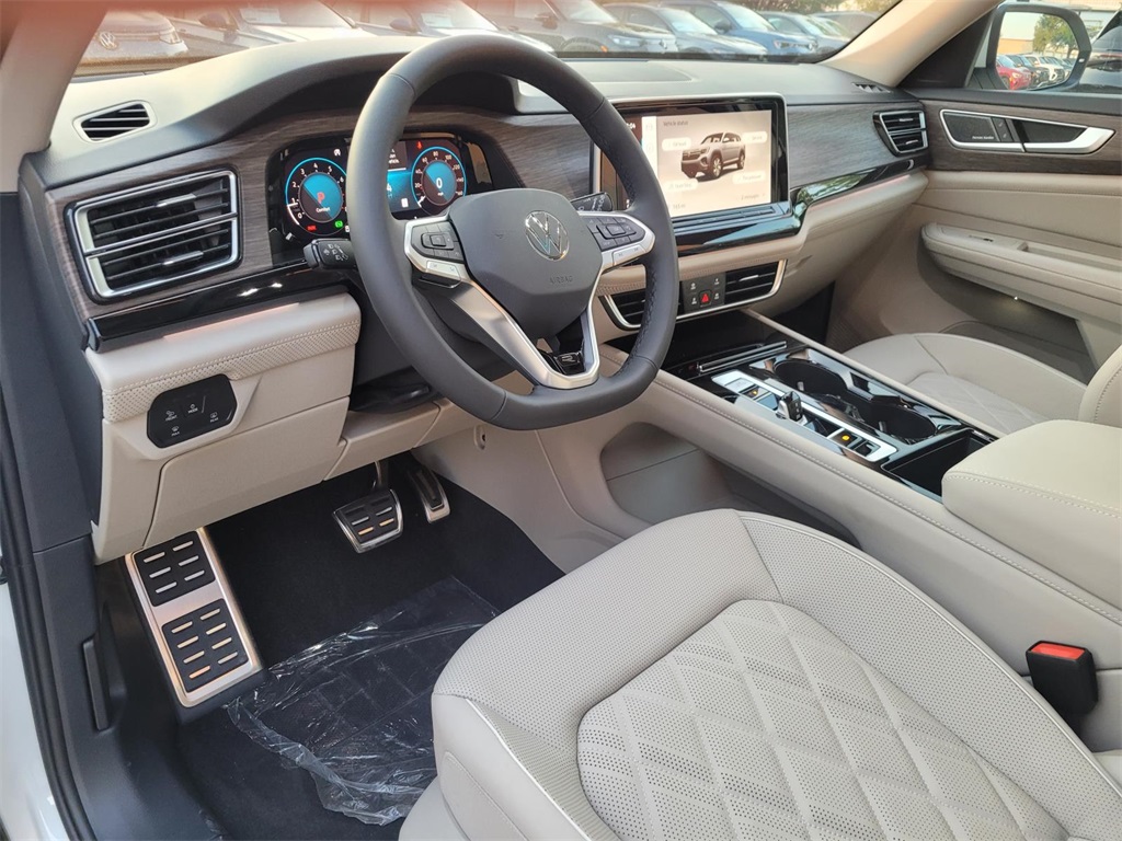 new 2025 Volkswagen Atlas car, priced at $50,841