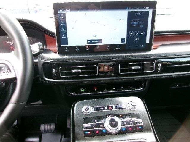 used 2021 Lincoln Nautilus car, priced at $32,996