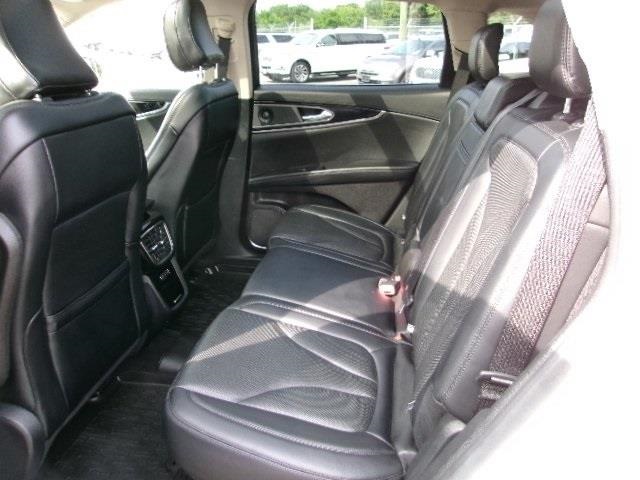 used 2021 Lincoln Nautilus car, priced at $32,996