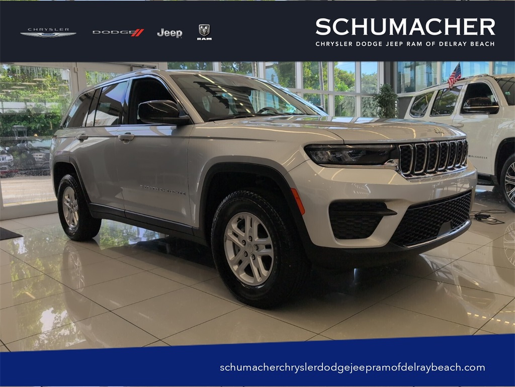 new 2025 Jeep Grand Cherokee car, priced at $28,970