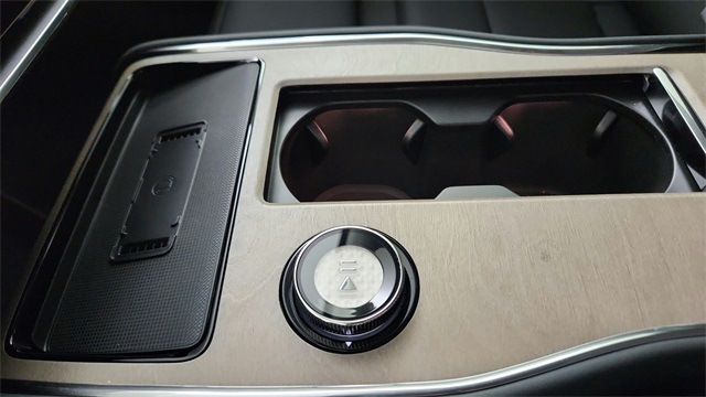 new 2025 Volvo EX90 car, priced at $82,890