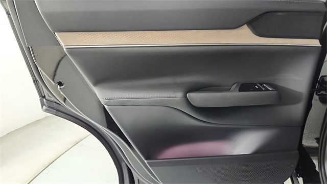 new 2025 Volvo EX90 car, priced at $82,890