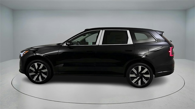 new 2025 Volvo EX90 car, priced at $82,890