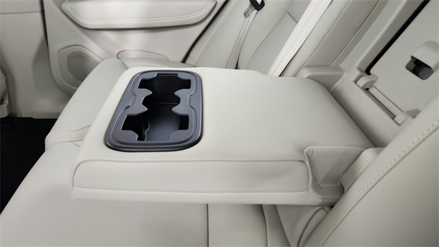new 2026 Volvo XC60 car, priced at $63,135