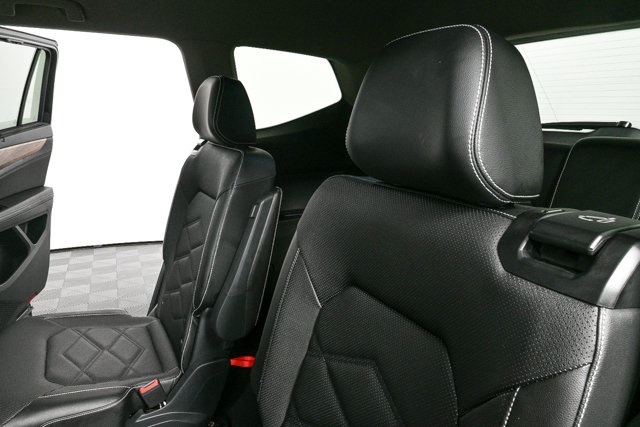 used 2024 Volkswagen Atlas car, priced at $34,900