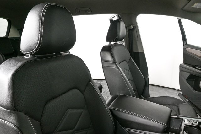 used 2024 Volkswagen Atlas car, priced at $34,900