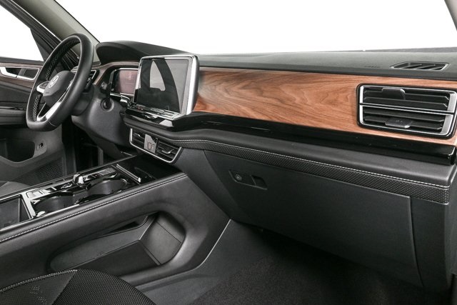 used 2024 Volkswagen Atlas car, priced at $34,900