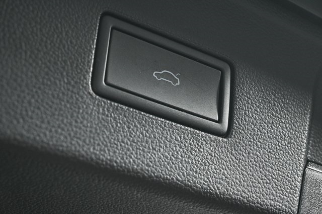 used 2024 Volkswagen Atlas car, priced at $34,900
