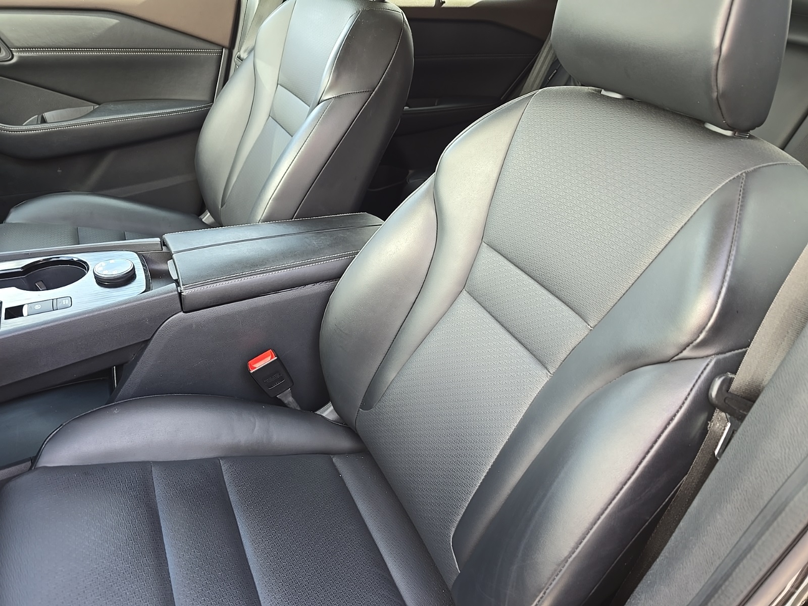 used 2023 Nissan Rogue car, priced at $23,300