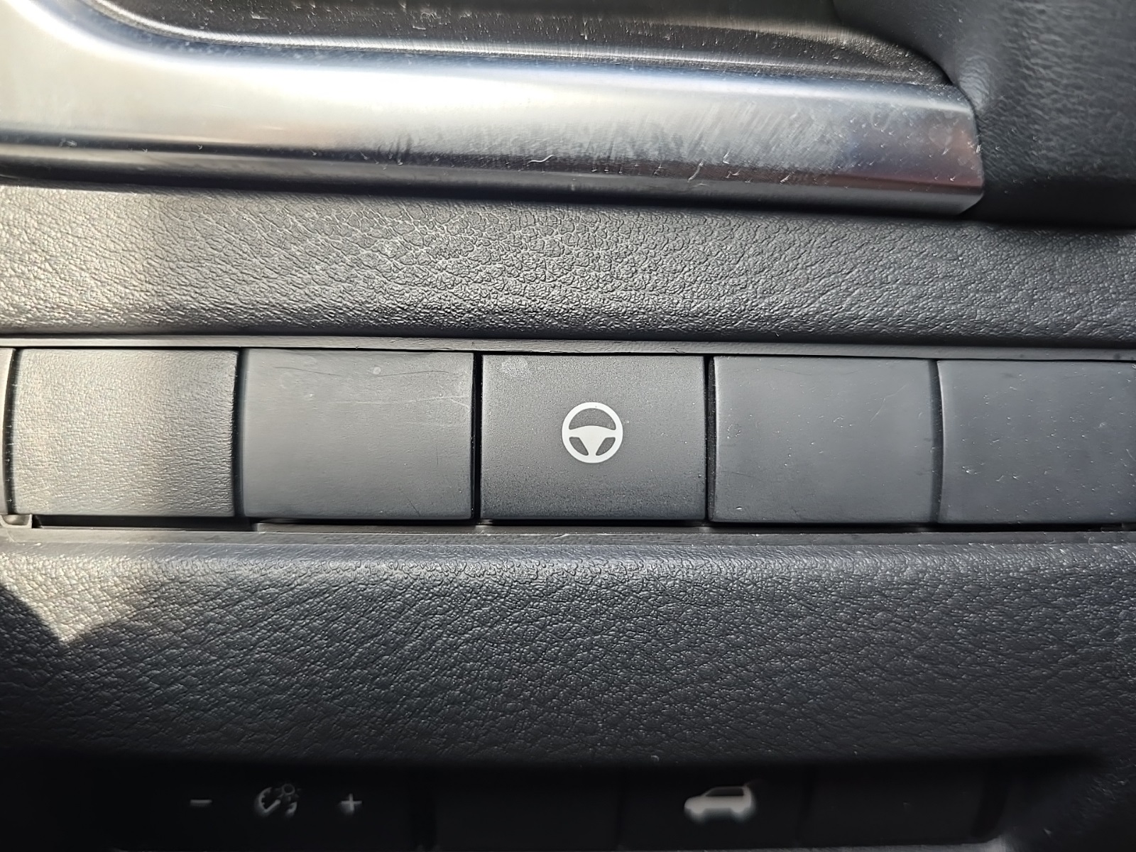 used 2023 Nissan Rogue car, priced at $23,300