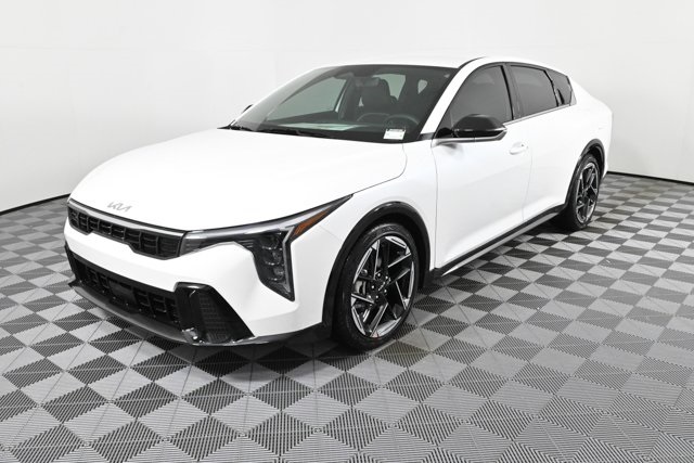 new 2025 Kia K4 car, priced at $27,234