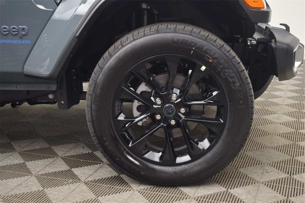 new 2025 Jeep Wrangler car, priced at $55,411