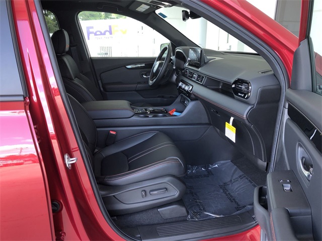 new 2025 Honda Pilot car, priced at $50,805