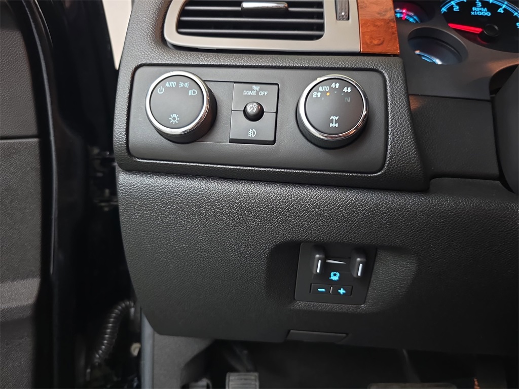 used 2009 Chevrolet Silverado 1500 car, priced at $13,990