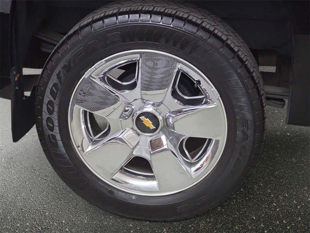 used 2009 Chevrolet Silverado 1500 car, priced at $13,990
