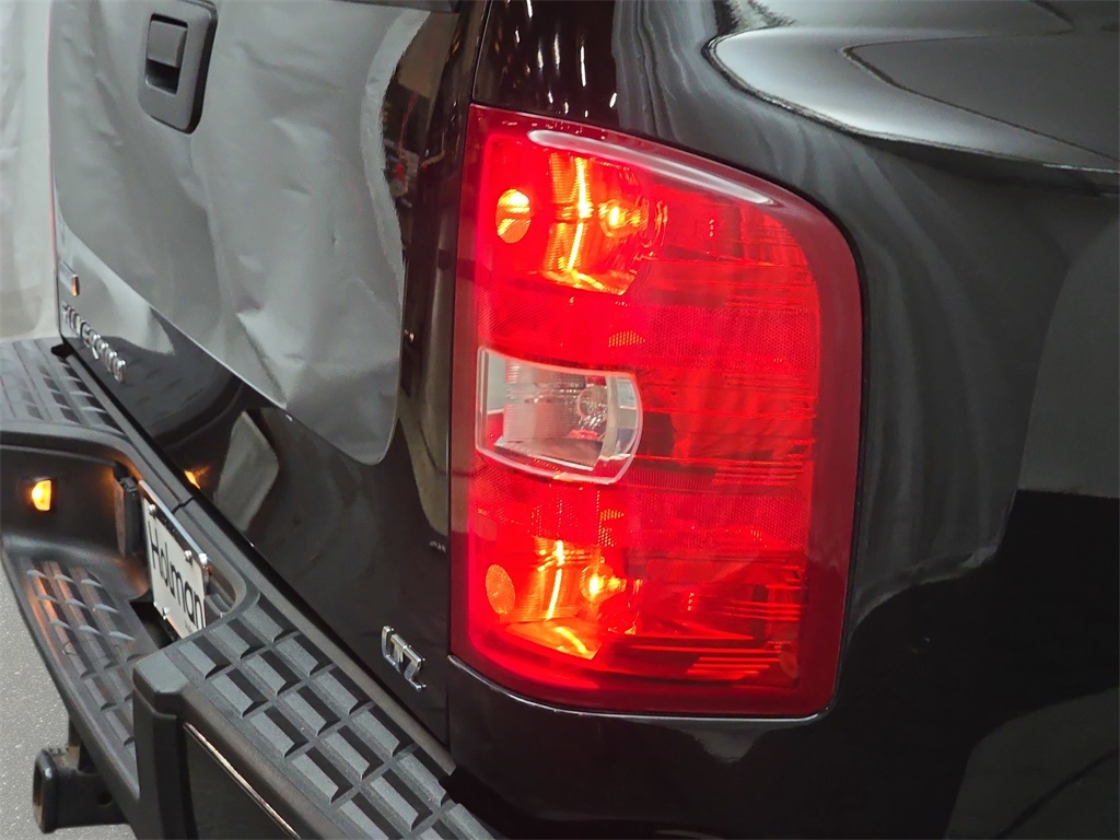 used 2009 Chevrolet Silverado 1500 car, priced at $13,990