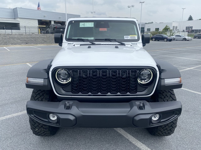 new 2025 Jeep Wrangler car, priced at $43,039